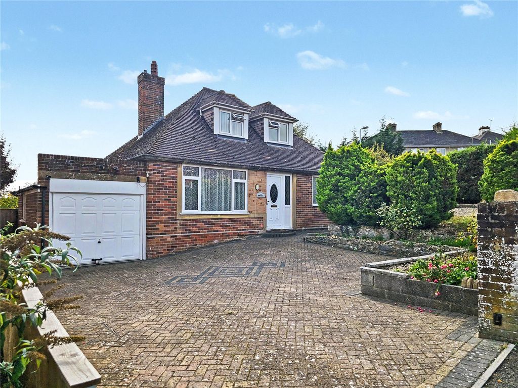 Property photo 1 of 21 Picture No. 02