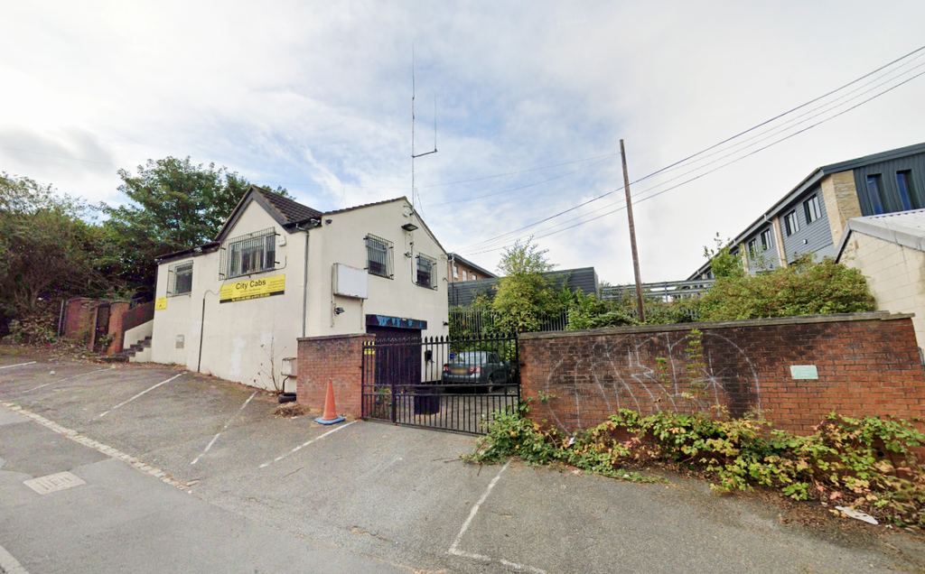 Property photo 3 of 6 1000014235