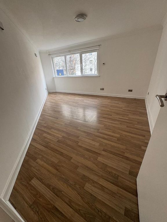 Property photo 2 of 6 Photo 2