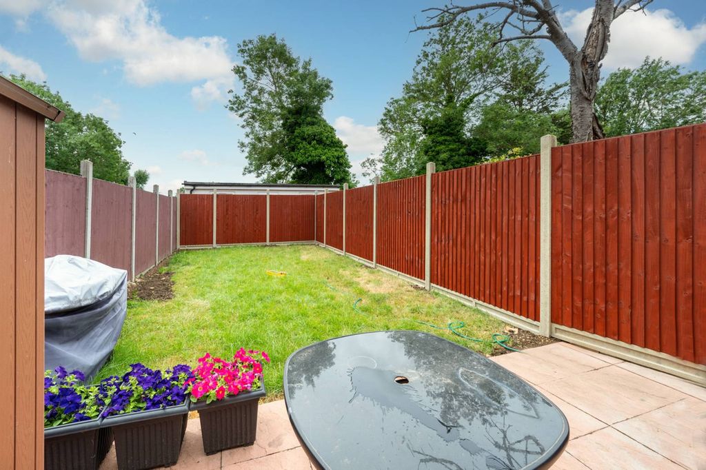 Property photo 2 of 5