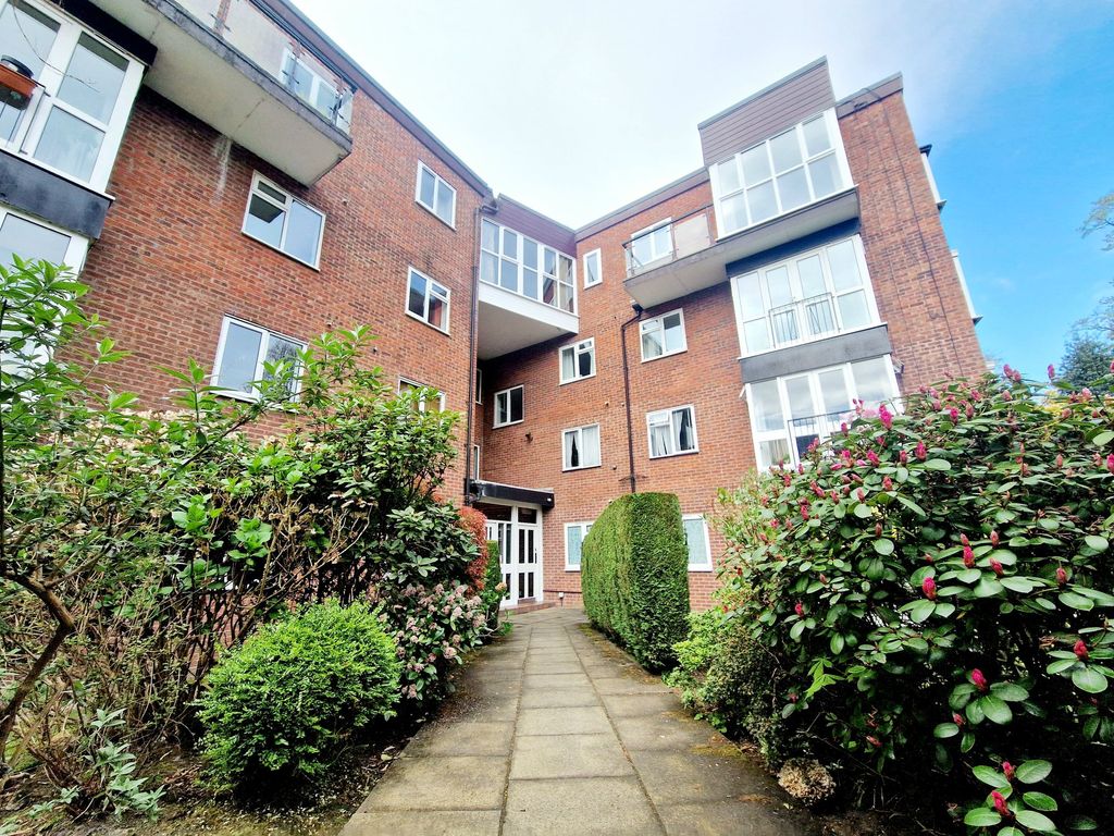 Property photo 1 of 22