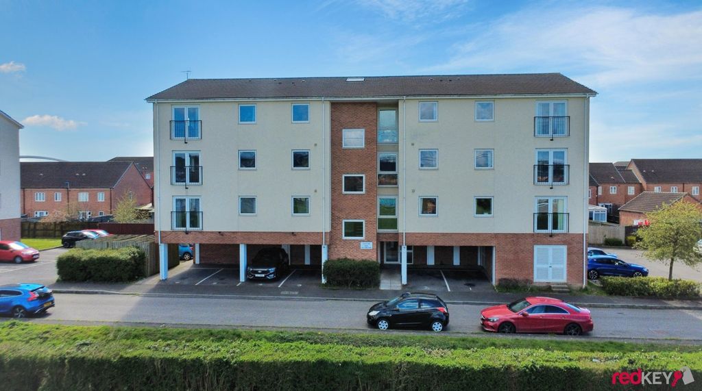 Property photo 1 of 6 External