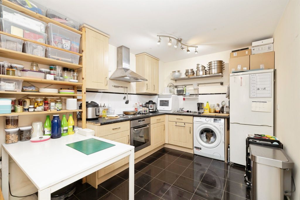 Property photo 3 of 14