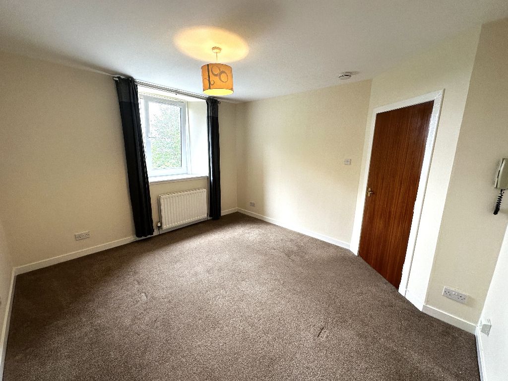 Property photo 2 of 10 Photo 2