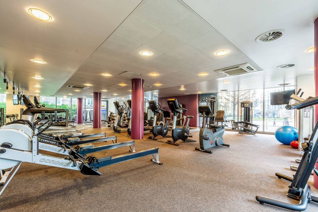 Property photo 2 of 50