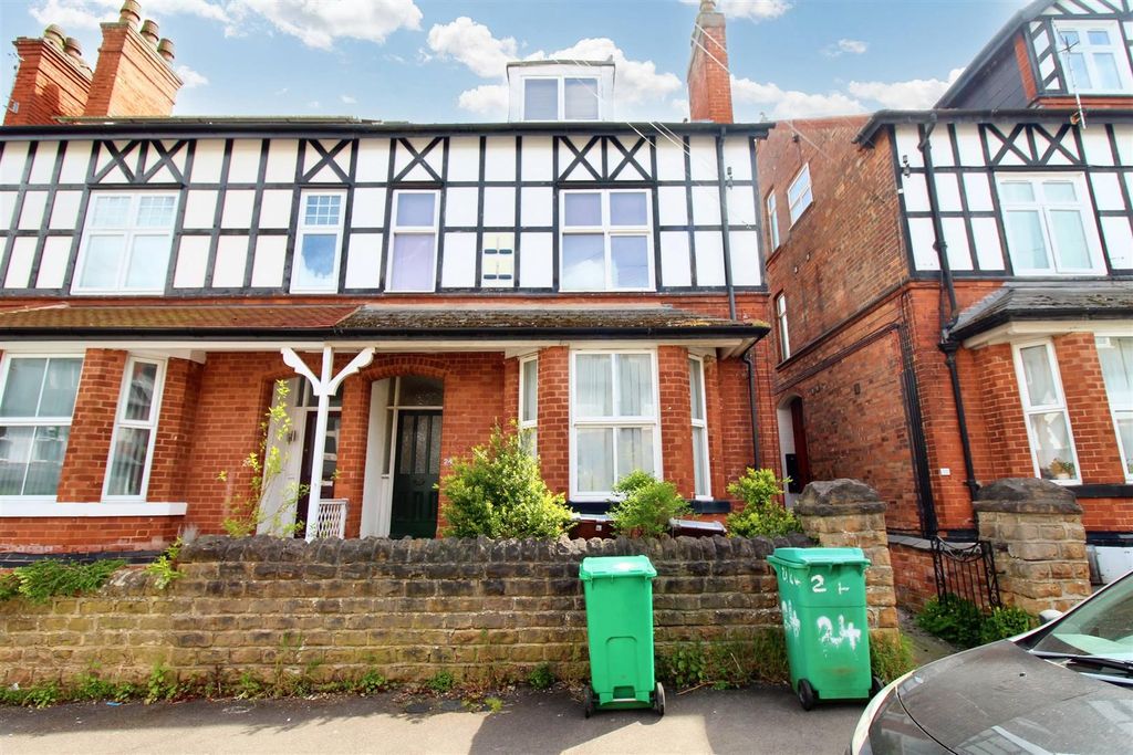 Property photo 1 of 11 1. Front.Jpg