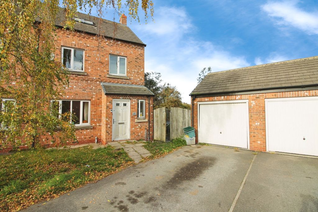 Property photo 1 of 11 The Property