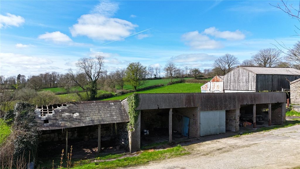 Property photo 3 of 5 Picture No. 04