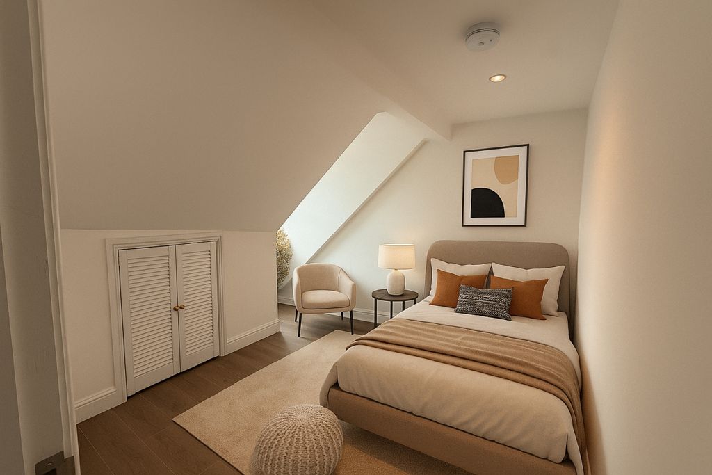 Property photo 3 of 5