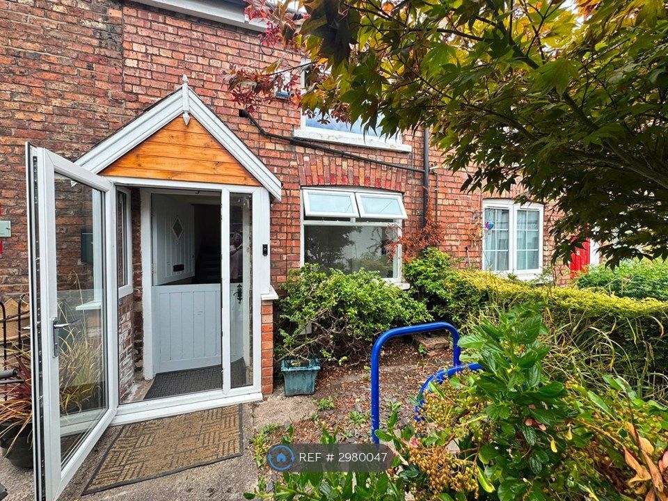 Property photo 2 of 28