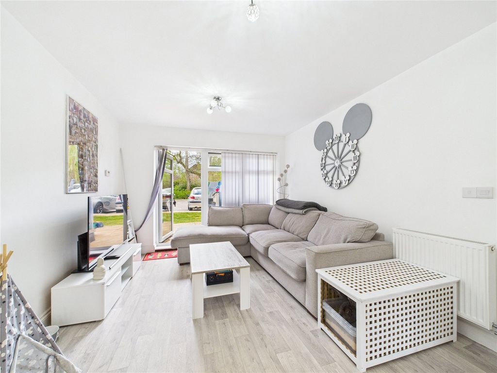 Property photo 2 of 17 Picture No. 19