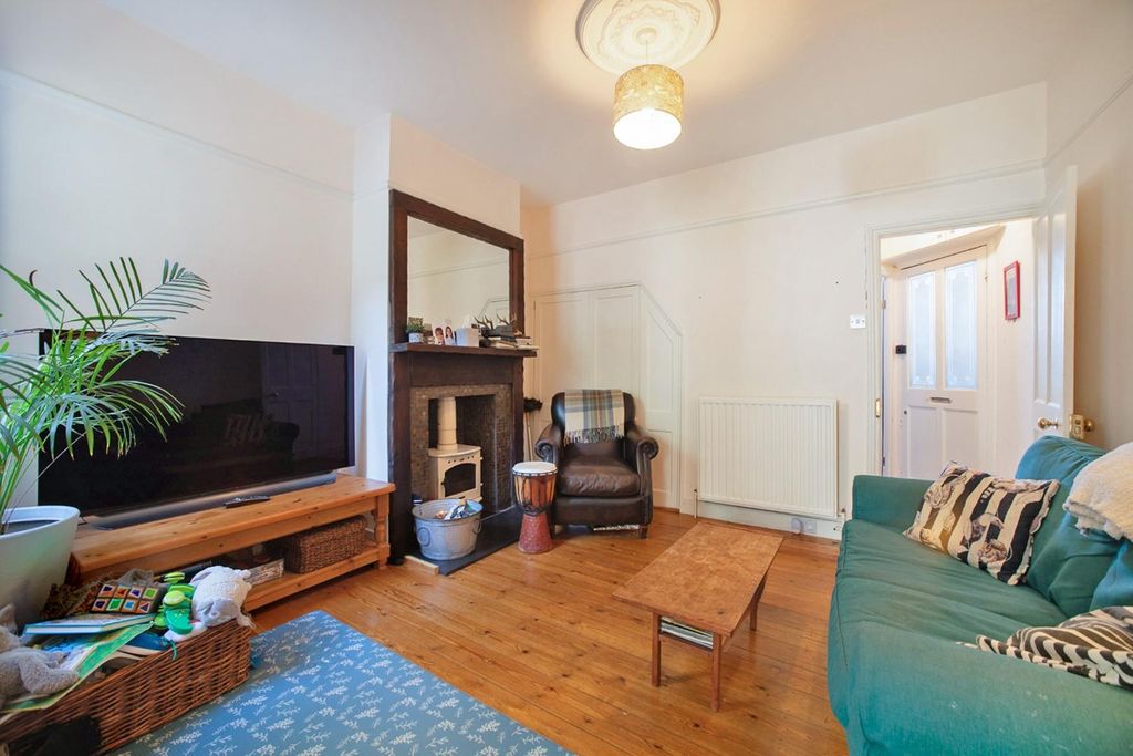 Property photo 2 of 15 St Louis Road-9.Jpg