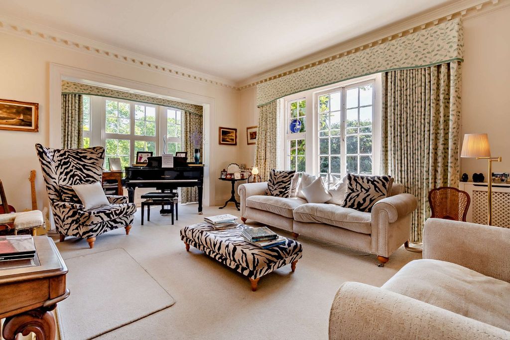 Property photo 2 of 22 Picture No. 06