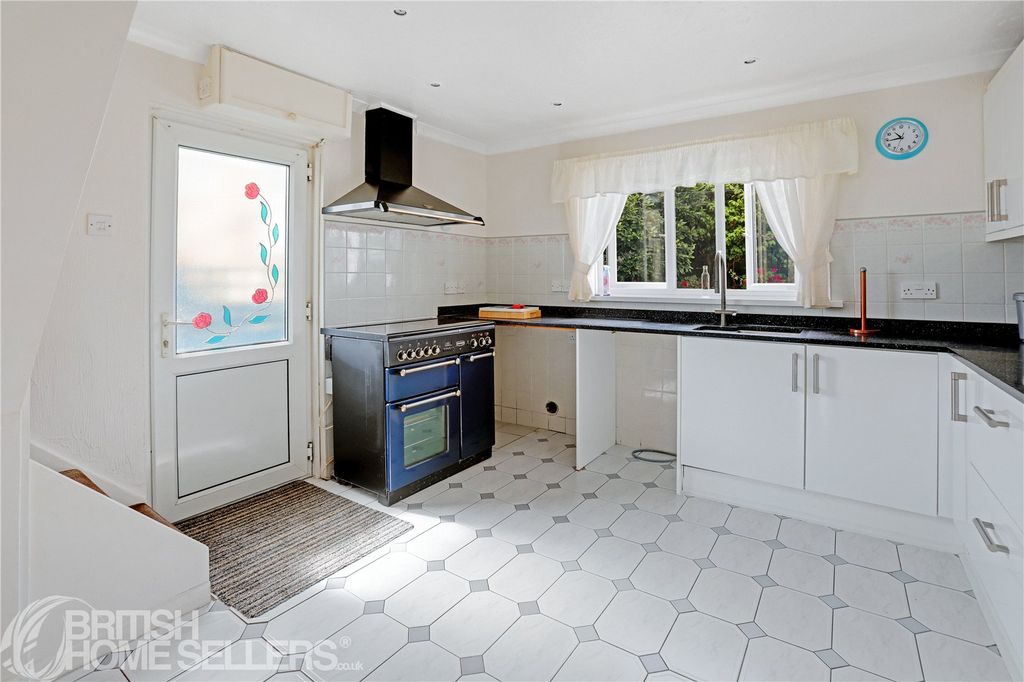 Property photo 2 of 14 Picture No. 07