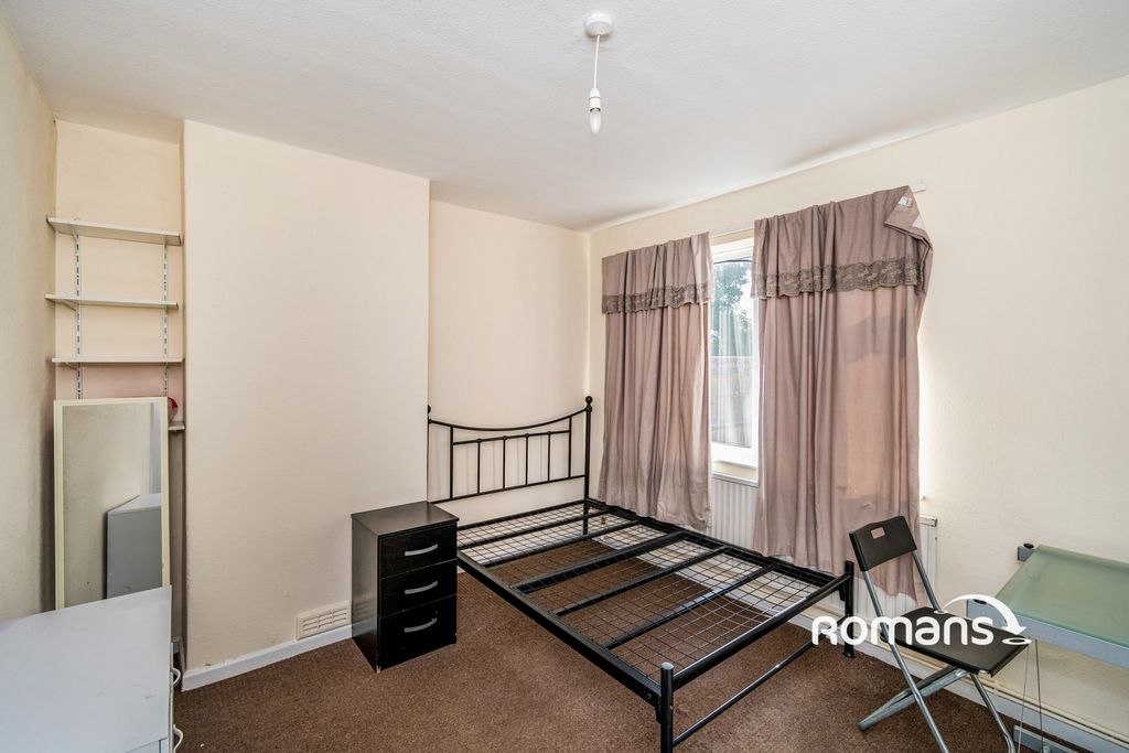 Property photo 3 of 10 Photo