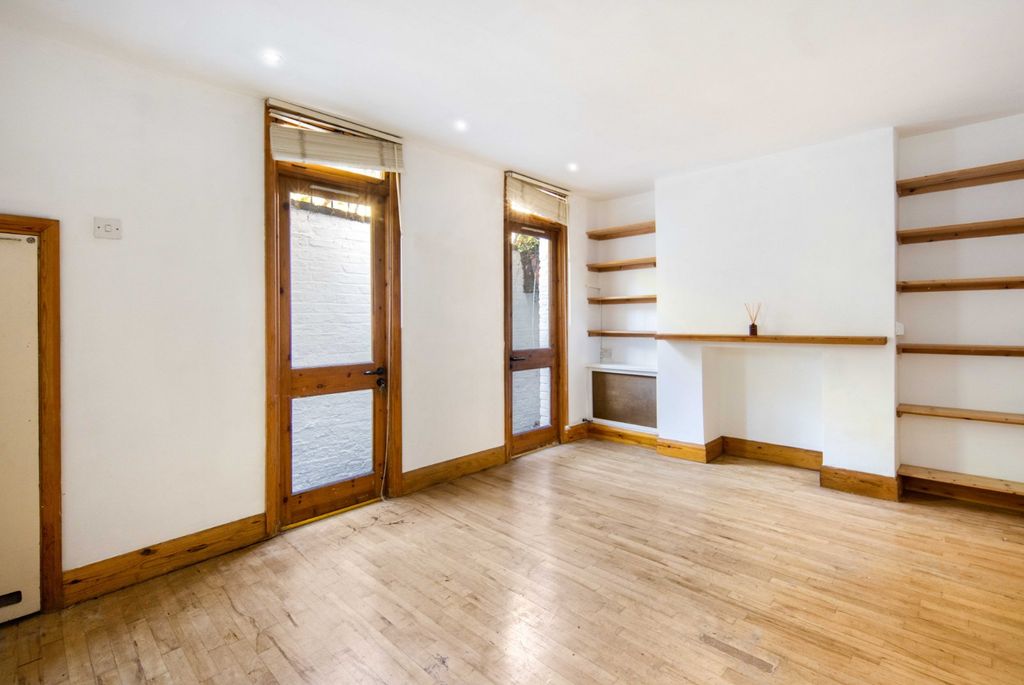 Property photo 2 of 21 Reception