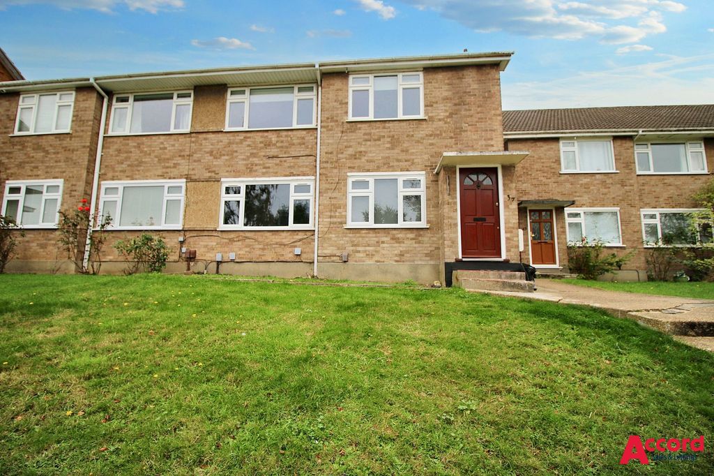 Property photo 1 of 7