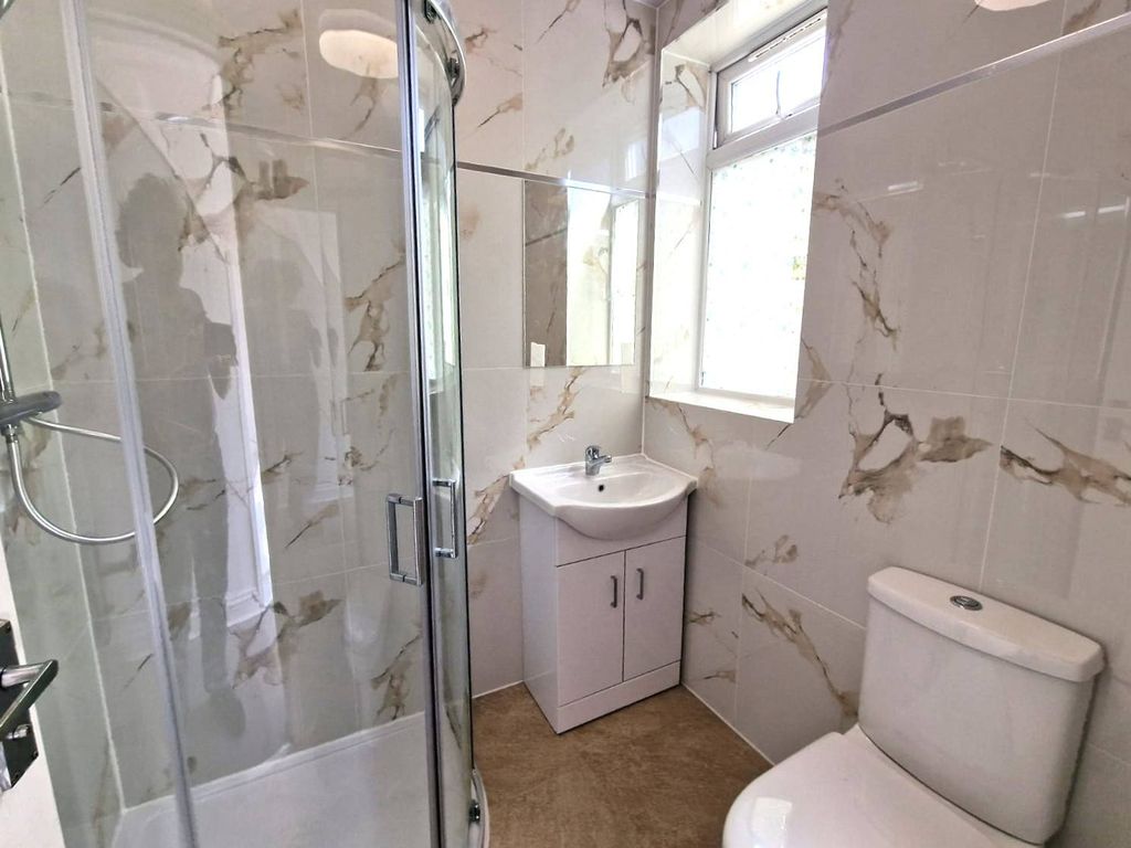 Property photo 3 of 13 Gallery