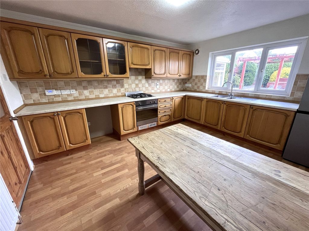 Additional image 5 of 3 bed bungalow for saleHampshire Drive, Pembroke Dock, Pembrokeshire SA72