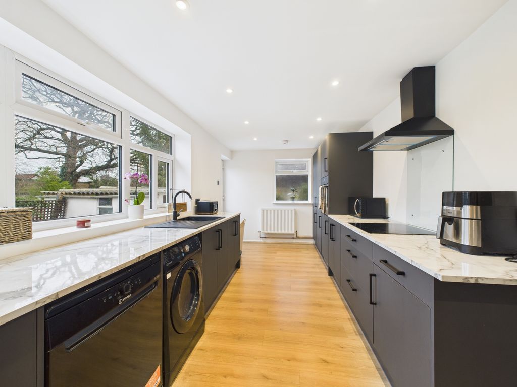 Property photo 2 of 19 Cam02023G0-Pr0194-Still021