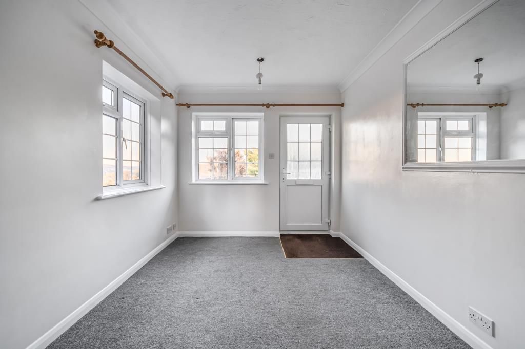 Property photo 3 of 19 Reception