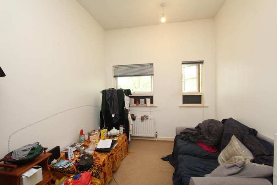 Property photo 3 of 5
