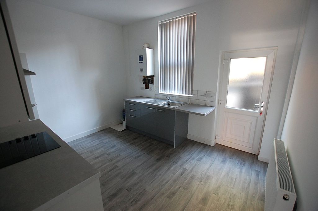 Property photo 3 of 11 Picture No. 02
