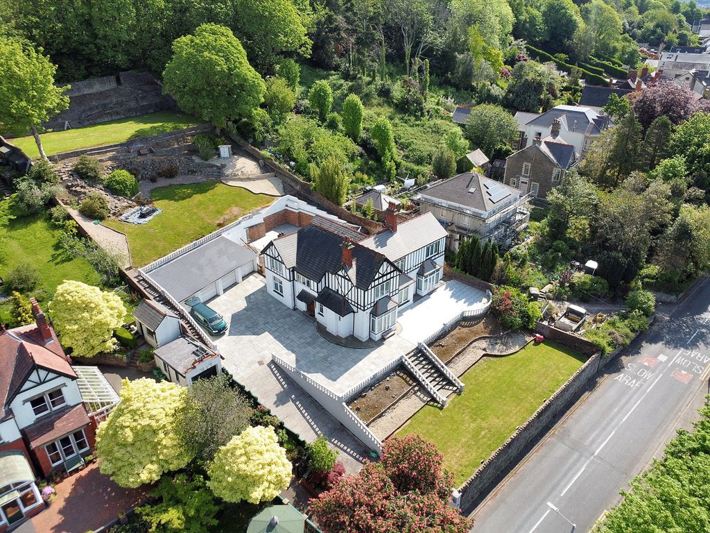 Property photo 1 of 50