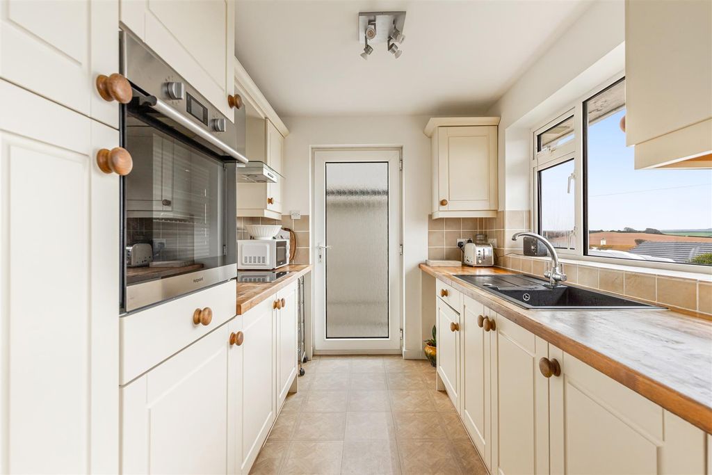 Property photo 3 of 20 A35 - 12, Charleton Way, Kingsbridge - 251010.Jpg
