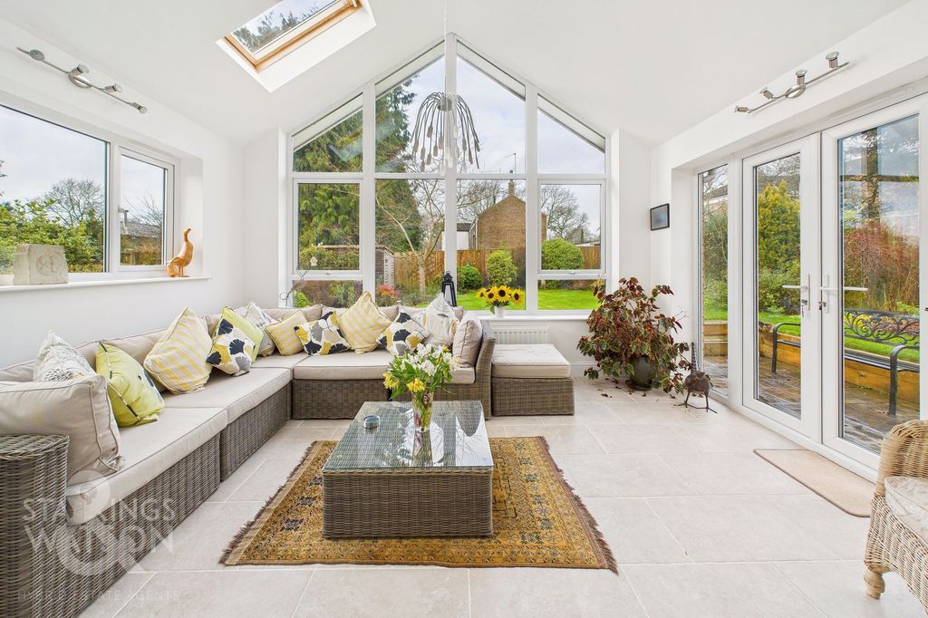 Property photo 3 of 30