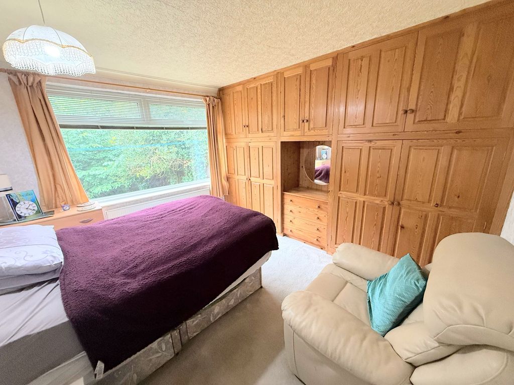 Property photo 3 of 24