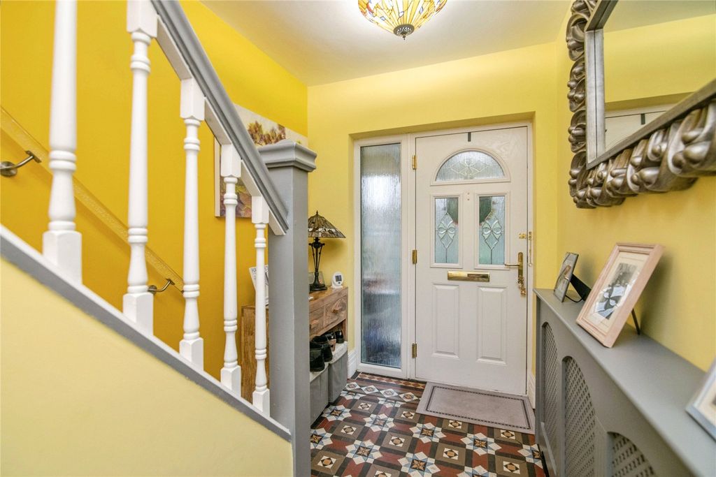 Property photo 2 of 30 Picture No. 01