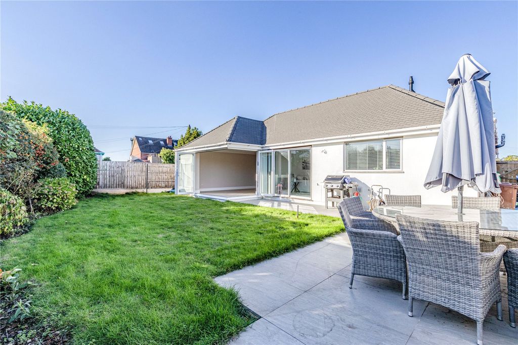 Property photo 3 of 22 Picture No. 15