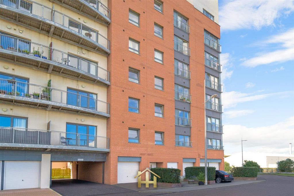 Additional image 25 of 2 bed flat for saleGourlay Yard, Dundee DD1