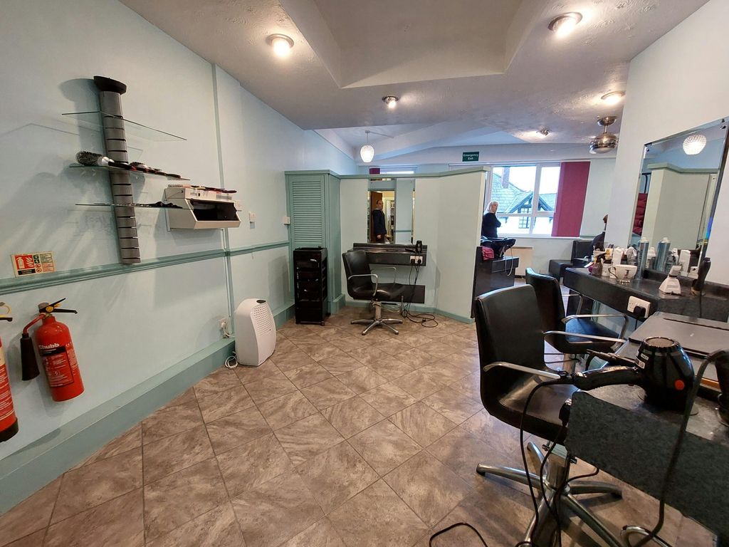 Property photo 2 of 7 Image 2