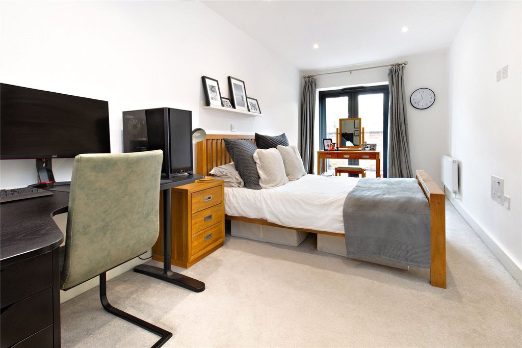 Property photo 3 of 11 Picture No. 05