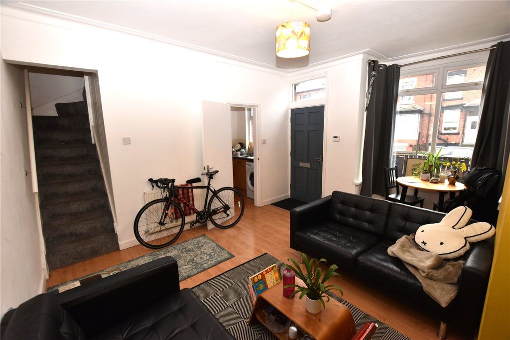 Property photo 2 of 11 Picture No. 02