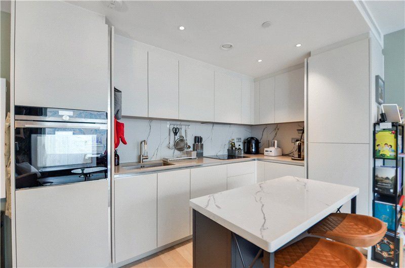 Property photo 2 of 21 Picture No. 10