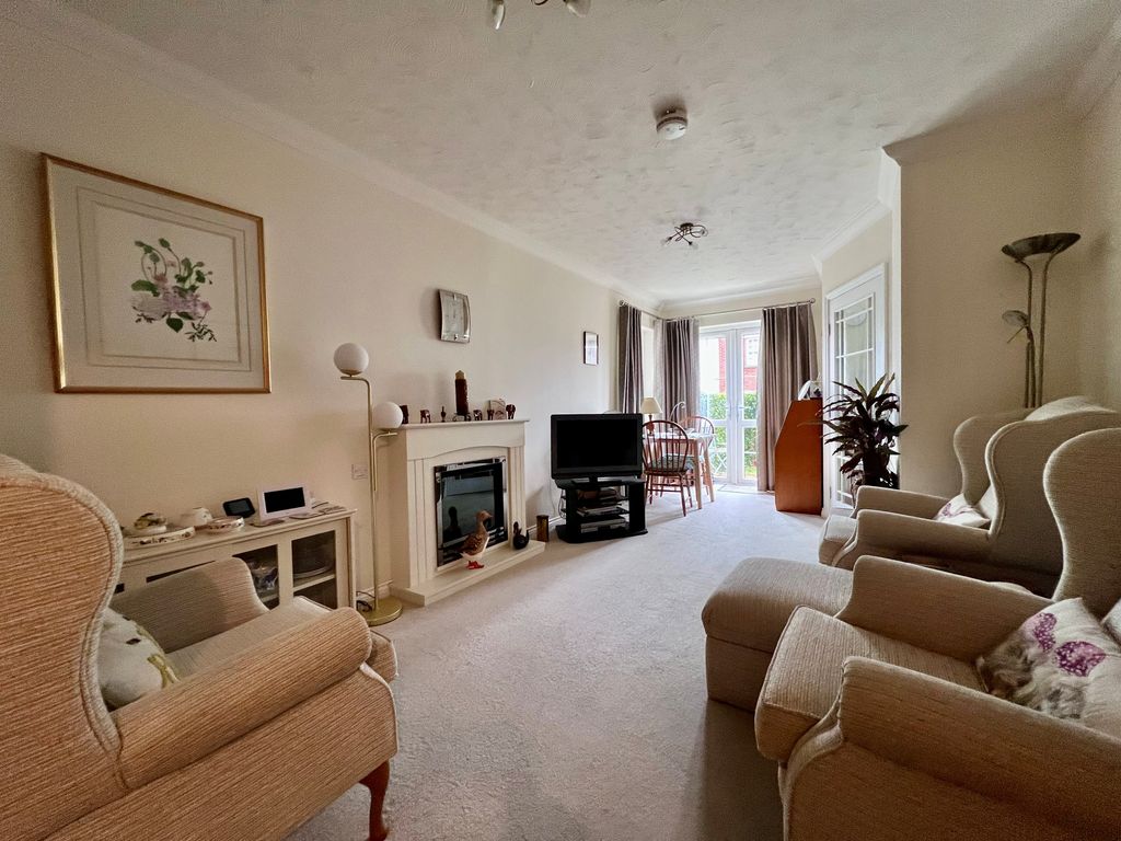 Property photo 3 of 7