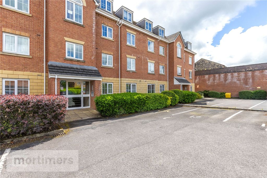 Property photo 1 of 11 Picture No. 28