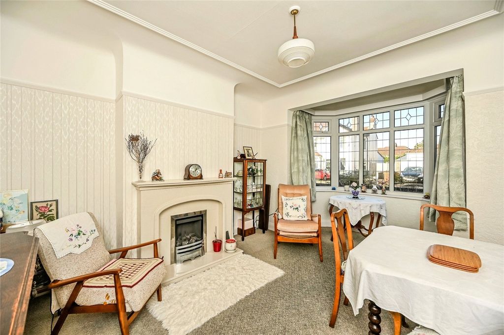 Property photo 2 of 15 Photo