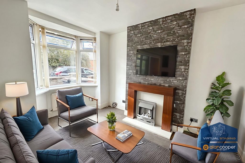 Property photo 2 of 18 4488183