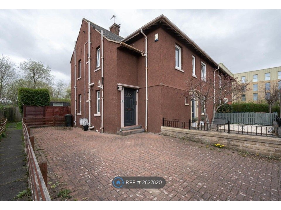 Property photo 1 of 19 Outside