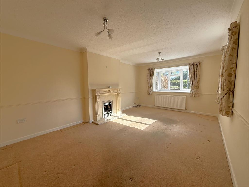 Property photo 3 of 20 3.Jpeg