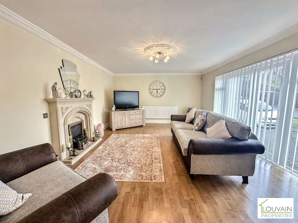 Property photo 3 of 29