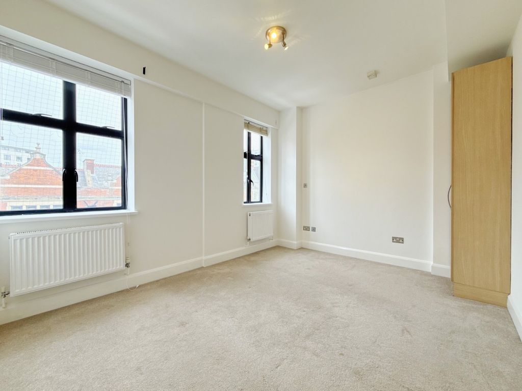 Property photo 3 of 6 Picture No. 09