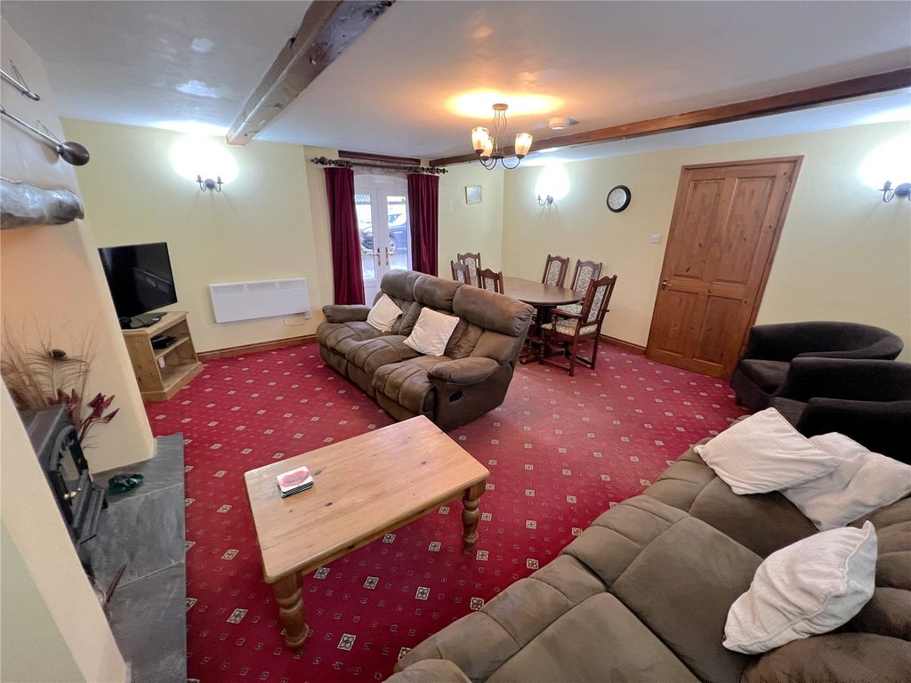 Property photo 3 of 17 Picture No. 07