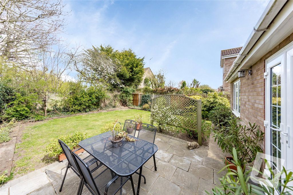 Property photo 3 of 19 Picture No. 27