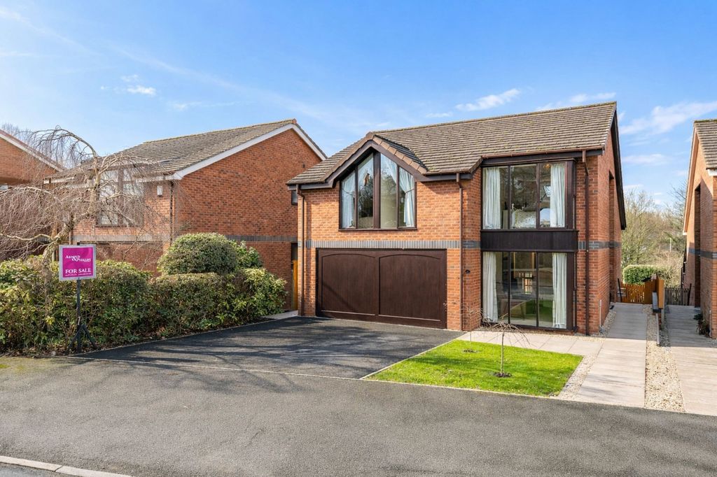 Property photo 1 of 53