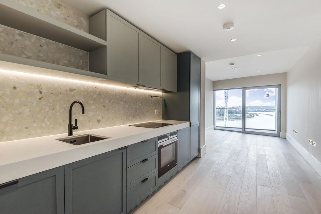 Property photo 1 of 13 Kitchen
